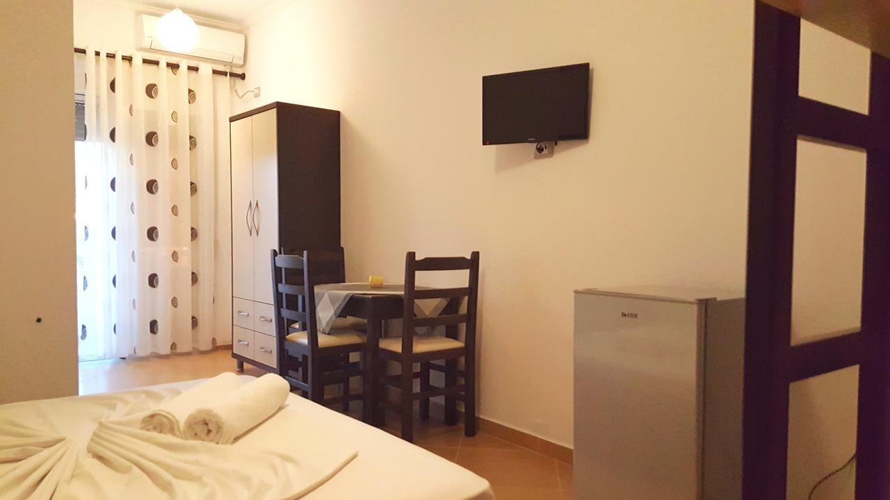 Family Hotel Haruni คซามิล ภายนอก รูปภาพ